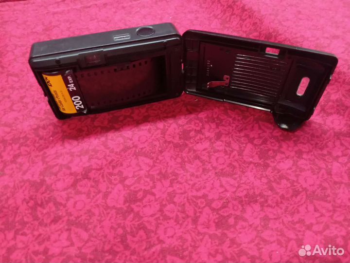 Пленочный фотоаппарат konica