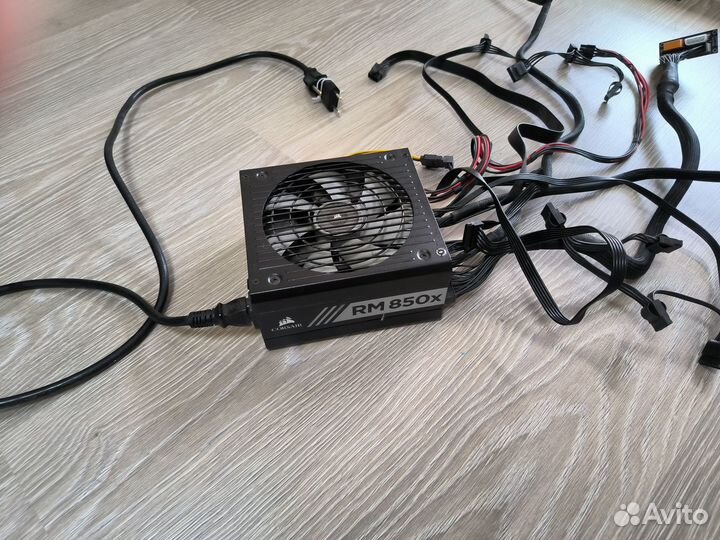 Блок питания Corsair RM850x