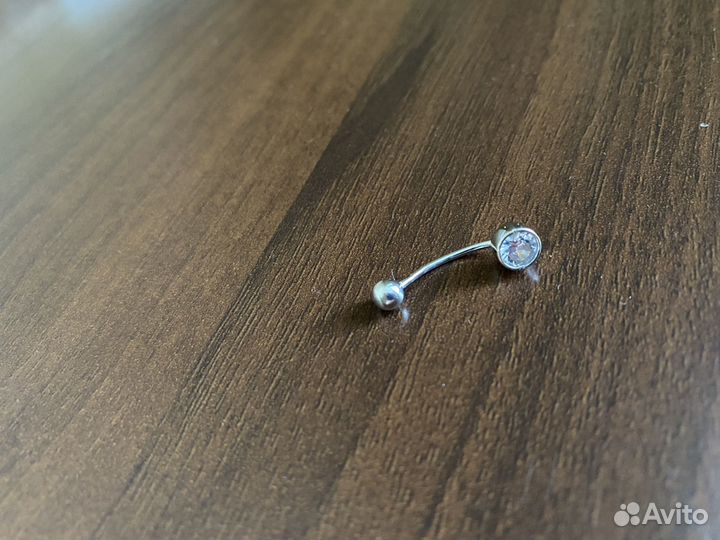 Пирсинг в пупок серебро