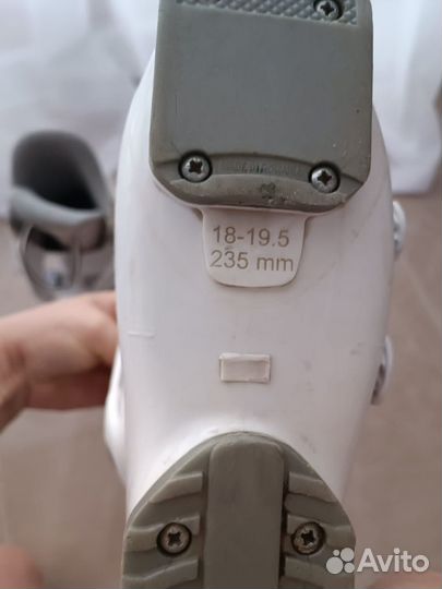 Горнолыжные ботинки детские