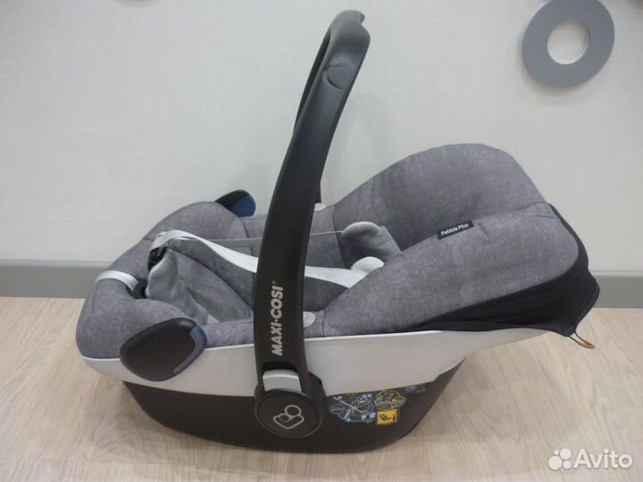 Автокресло Maxi-Cosi Pebble plus+Maxi Cosi 2wayFix