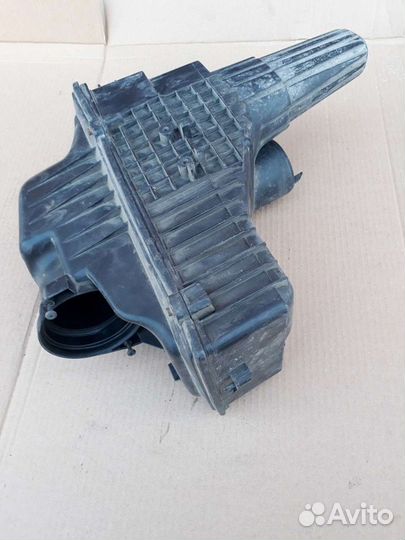 Корпус воздушного фильтра пежо 607