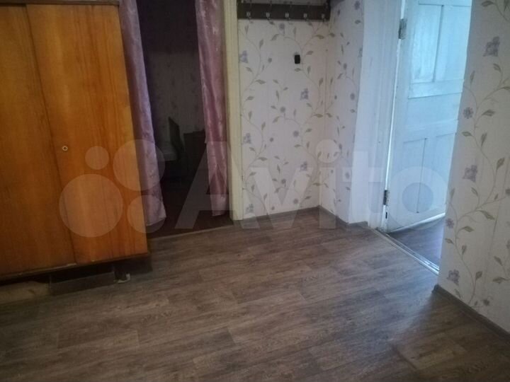 3-к. квартира, 60 м², 1/1 эт.