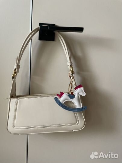 Подвеска брелок на сумку