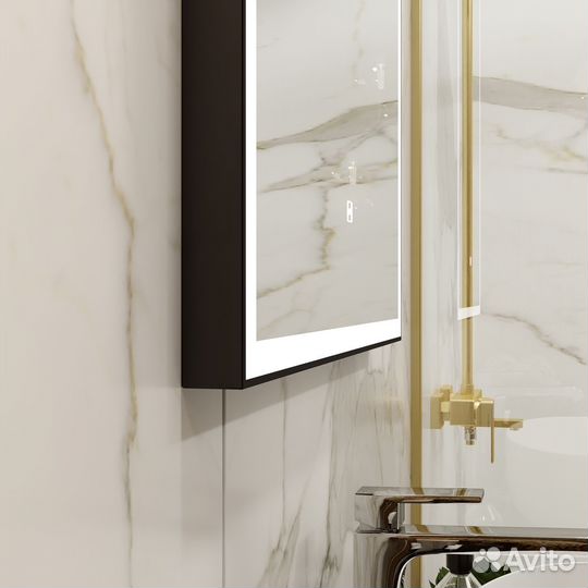 Зеркало с подсветкой для ванной