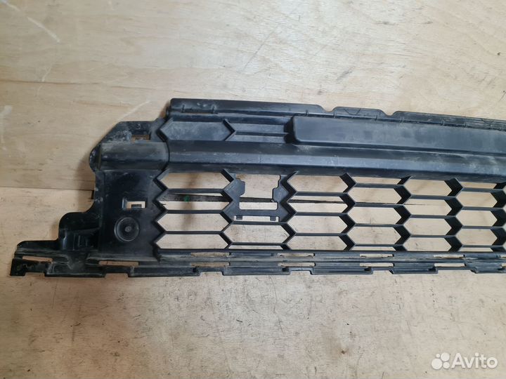 Решетка переднего бампера Skoda Kodiaq