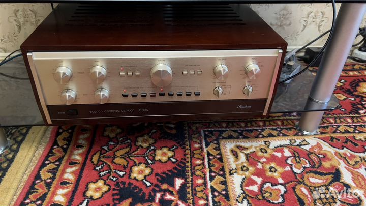 Accuphase C 200L