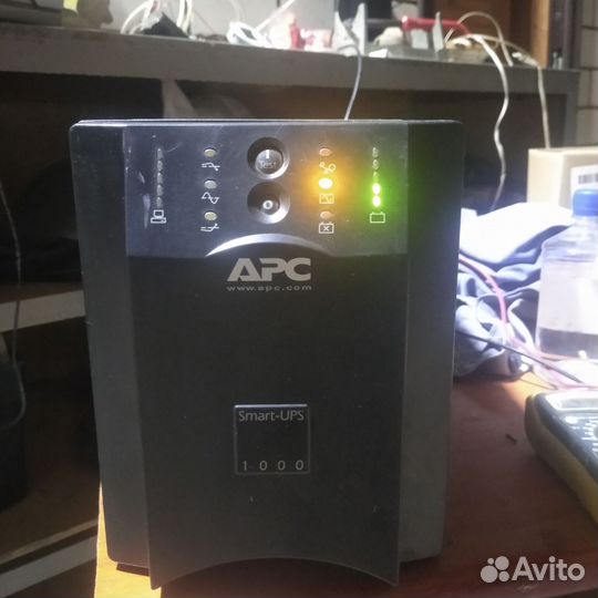 Ибп apc smart ups 1000