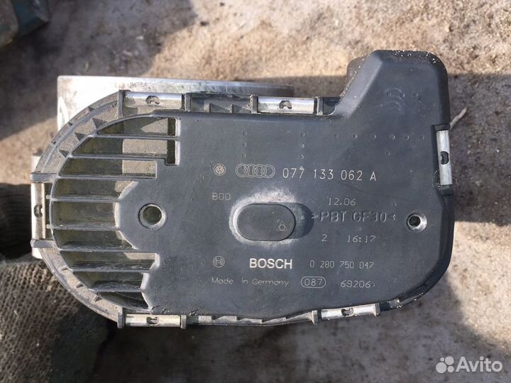 Дроссельная заслонка Audi Q7