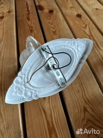 Настенный светильник бра