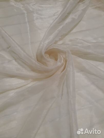 Тюль на шторной ленте с утяжелителем