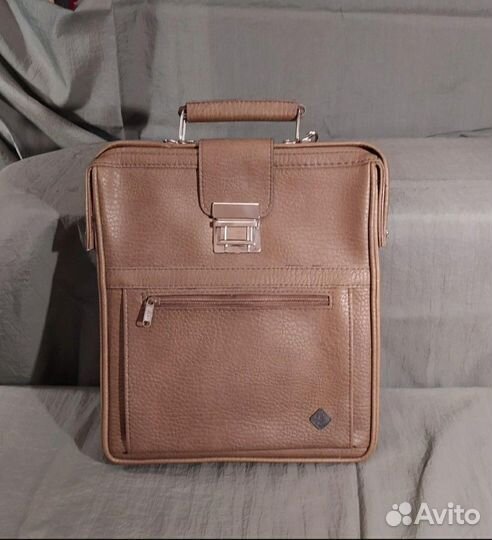 Новый мужской портфель