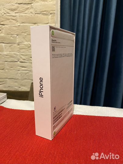 iPhone 15 Pro, 128 ГБ