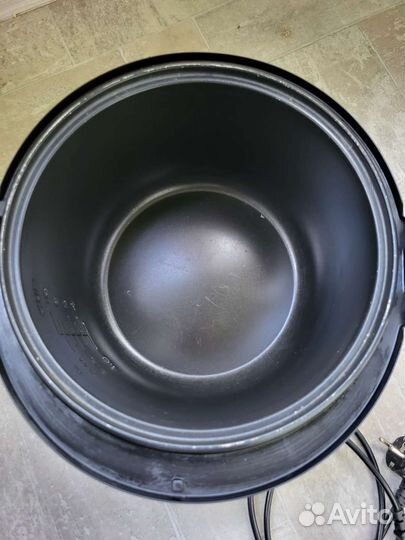 Мультиварка Redmond