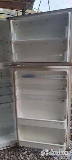 Холодильник sharp