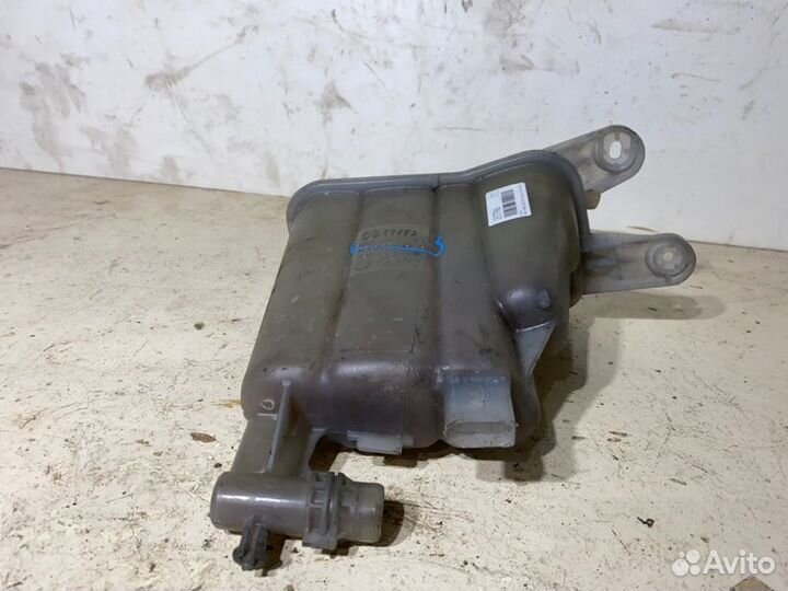 Бачок расширительный Audi A4 B8 2007-2015 седан