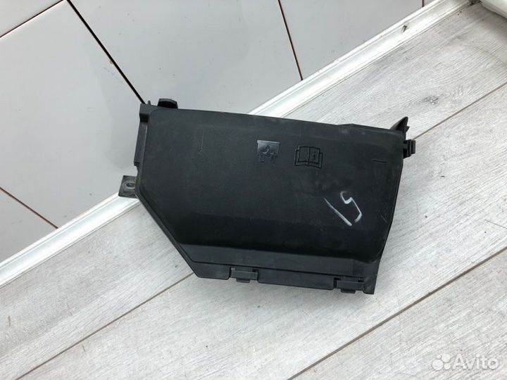 Корпус блока предохранителей Ford S-Max минивэн