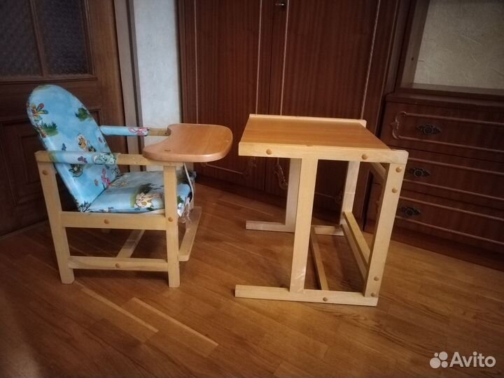 Детский стульчик и стол