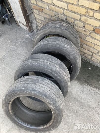 Yokohama Advan Sport V105 235/50 R17