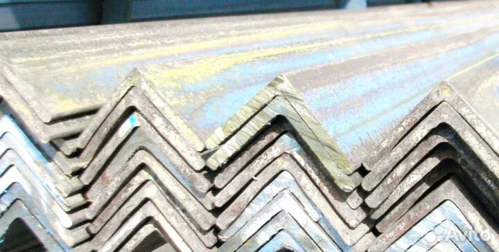 Уголок металлический