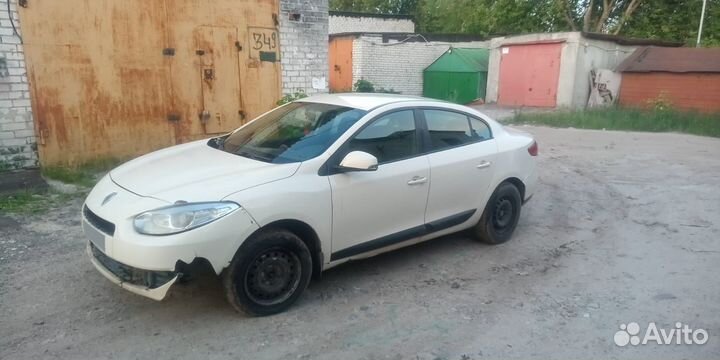 Renault Fluence 1.6 МТ, 2013, 300 000 км