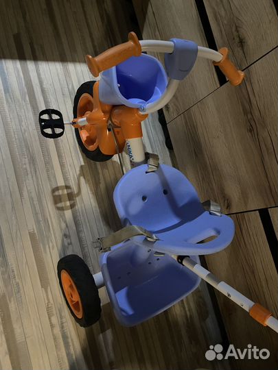 Продам трехколесный велосипед