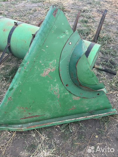 Жатка для уборки подсолнечника