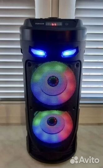 Громкая портативная колонка