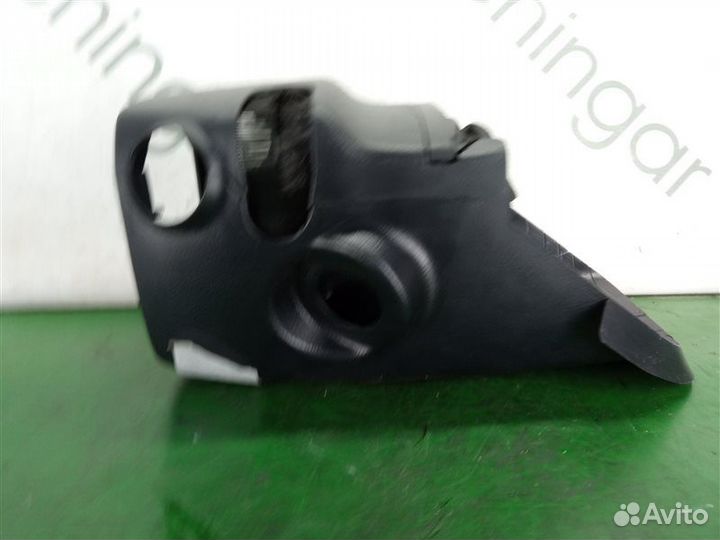 Кожух рулевой колонки Toyota Tundra USK56