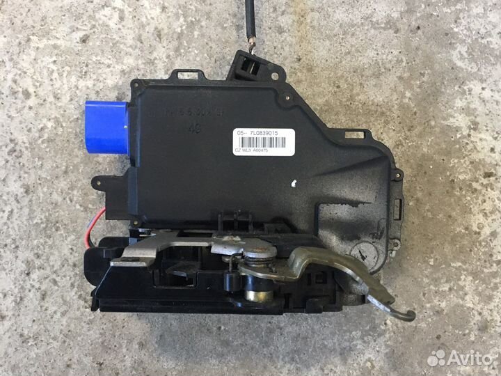 Замок задней левой двери Skoda Octavia A5 (3414)