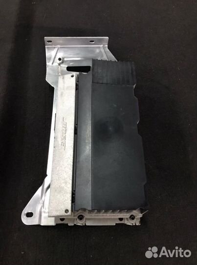 4E0035223A Усилитель Bose Audi A8 D3