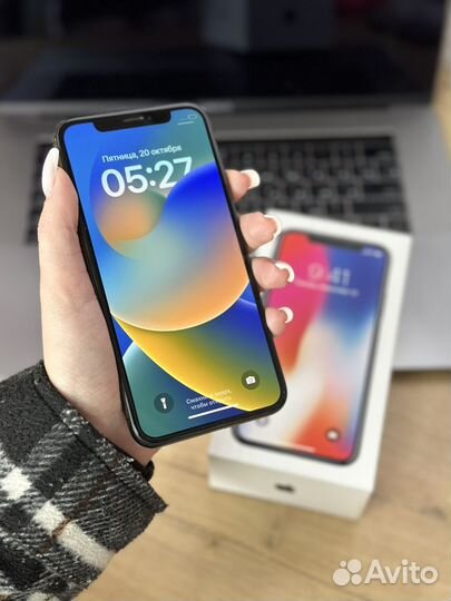 iPhone X, 256 ГБ