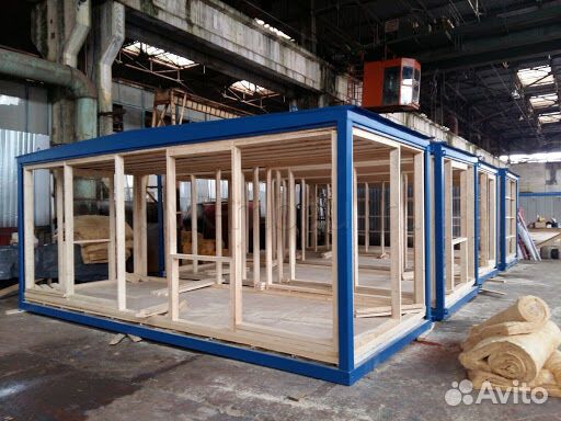 Плотники-отделочники, Проживание