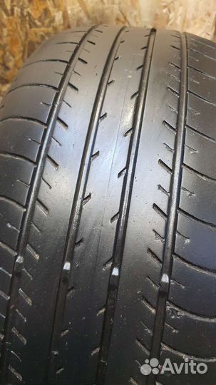 Yokohama BluEarth E70BZ 215/55 R17 94V