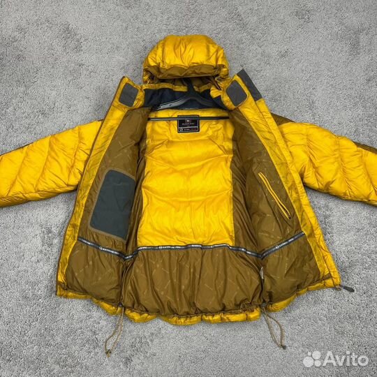 Пуховик Black Yak Размер M