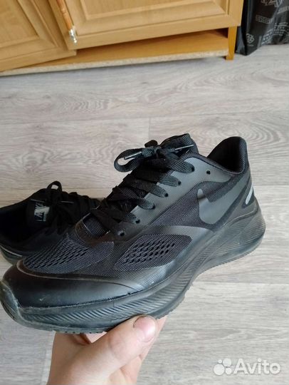 Кроссовки Nike Zoom
