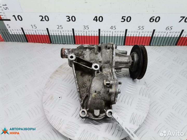 Помпа Volkswagen Passat B5 1998 050121010CX