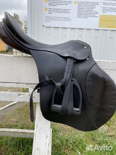 Седло для лошади конкурное