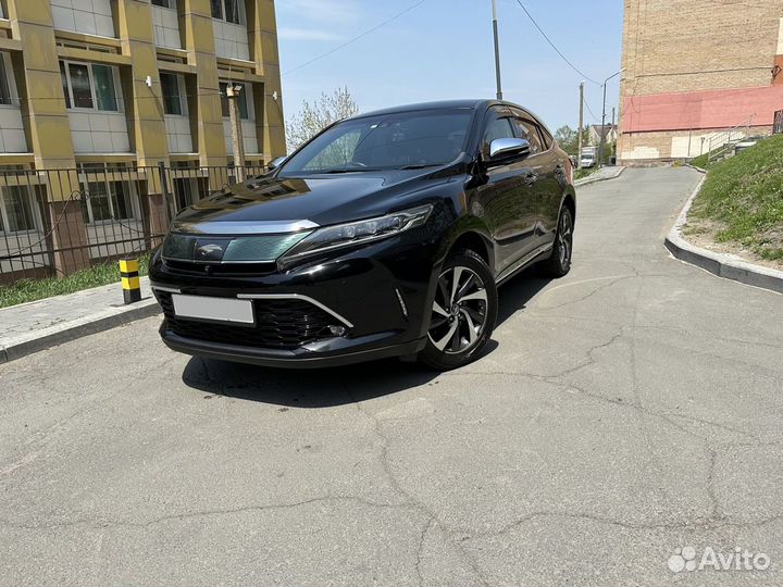 Toyota Harrier 2.0 AT, 2018, 60 000 км