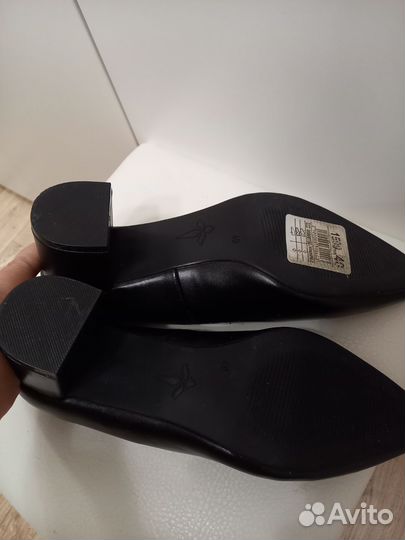 Туфли 40 р. Новые