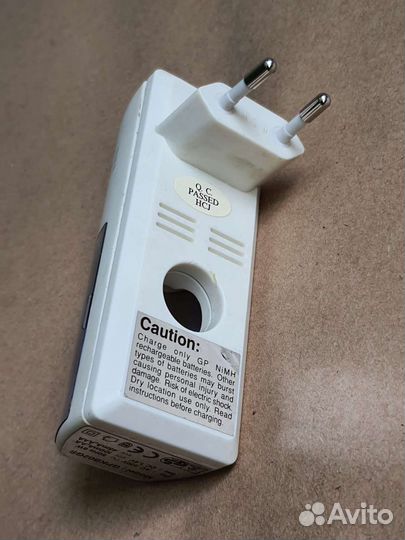 Зарядное устройство GP для аккумуляторов аа и ааа