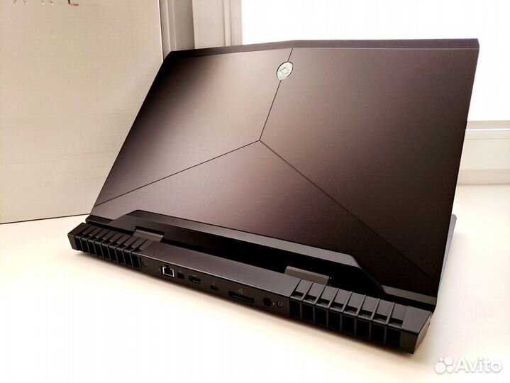 Премиальный Alienware с i9 процессором