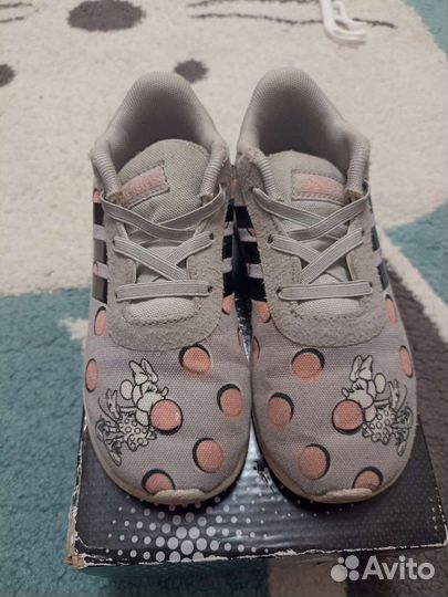 Кроссовки adidas