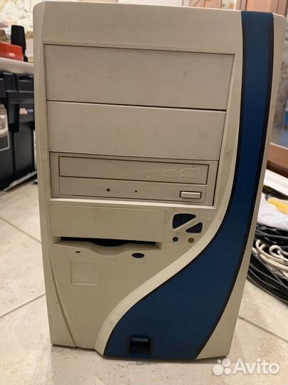 Компьютерный системный блок Celeron 2.4