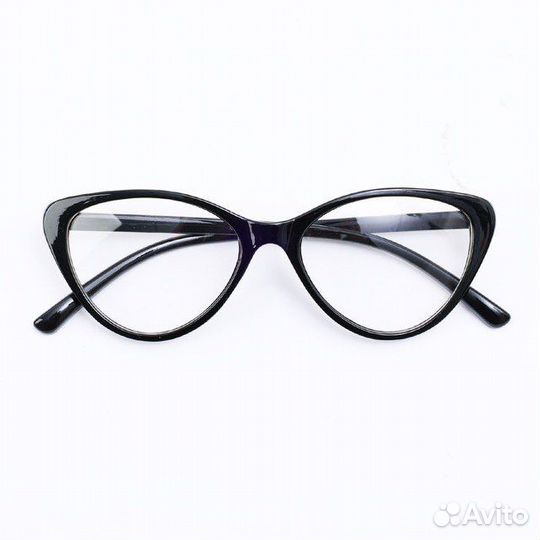 Очки с прозрачными стеклами