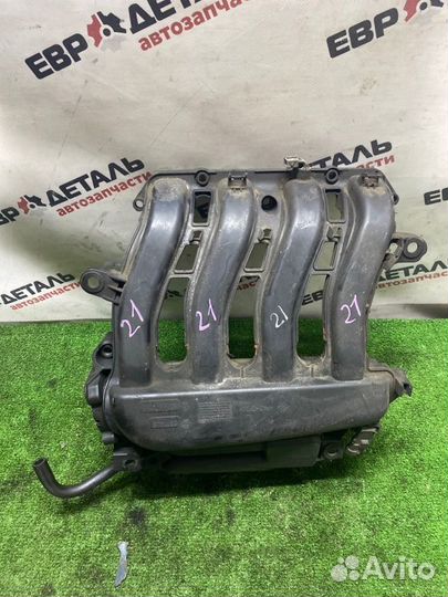 Коллектор впускной Renault Megan 2 седан 1.6