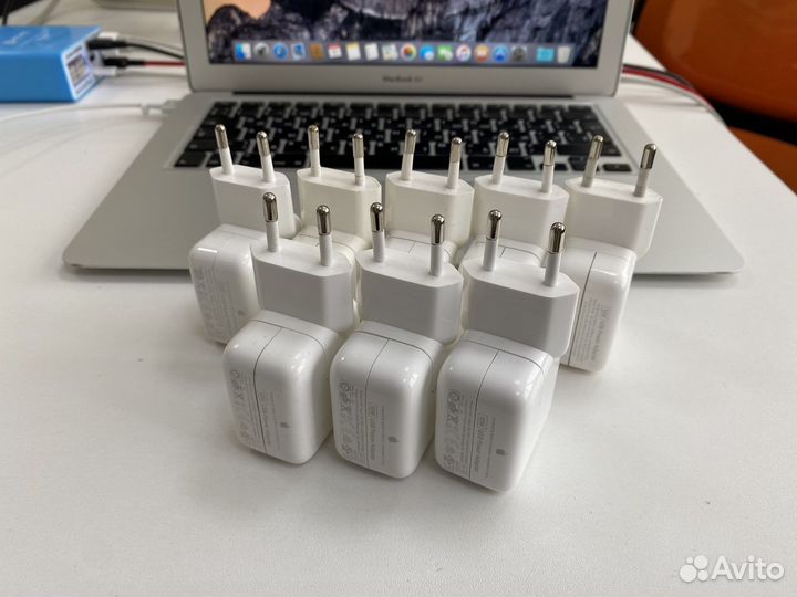 Оригинальная зарядка iPad