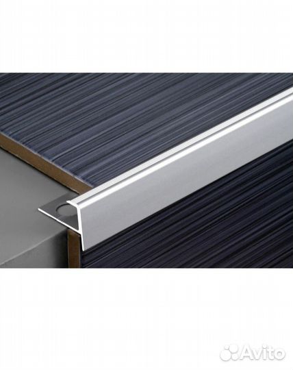 Профиль угловой алюминиевый