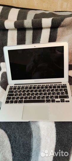Apple MacBook Air 13 2011