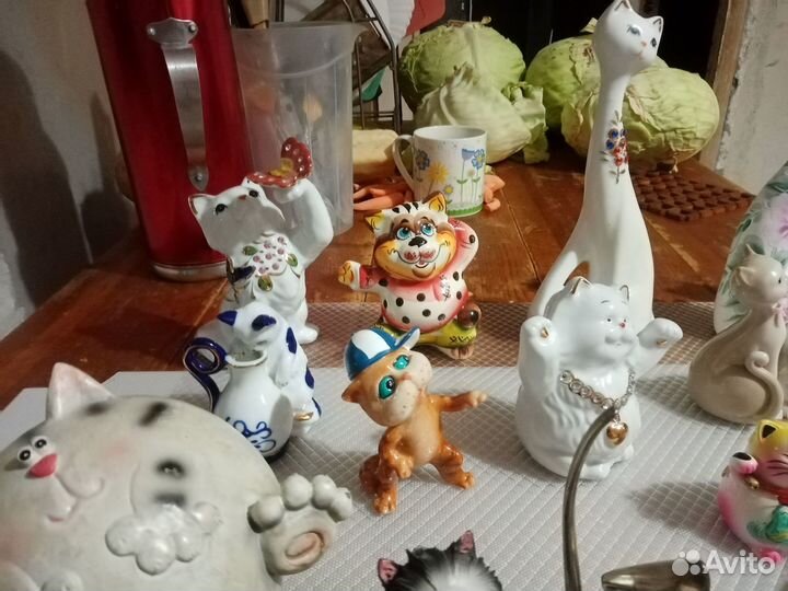 Фарфор, керамика, стекло и т.д любителям кошечек